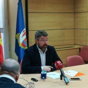 Baquero (Cs): “El PSOE de Aranjuez se niega a cumplir la Ley y coloca al ayuntamiento al borde del desembarco de los hombres de negro” Baquero (Cs): “El PSOE de Aranjuez se niega a cumplir la Ley y coloca al ayuntamiento al borde del desembarco de los hombres de negro”